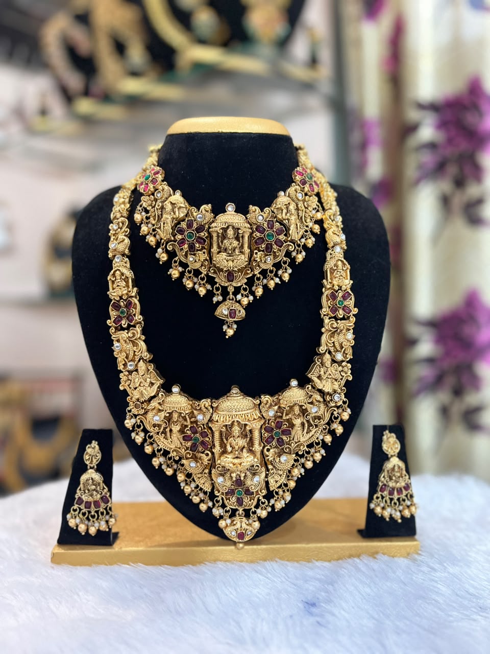 Antique Gold Goddess Lakshmi Haram