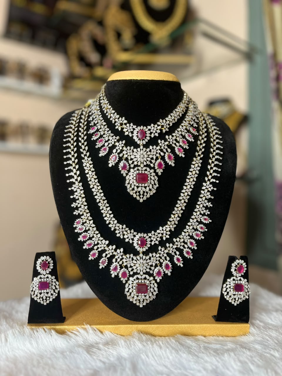 Kundan & Emerald Choker Set