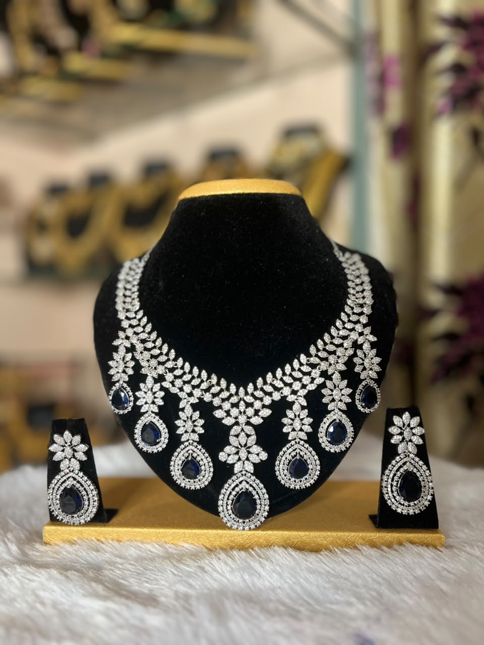 Goddess Lotus Temple Choker Set